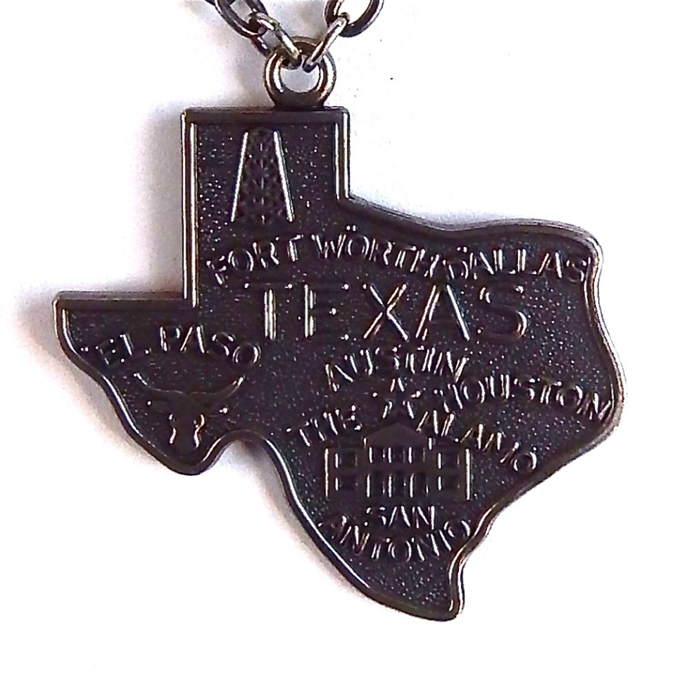 GASOLINE GLAMOUR SILVER TONE TEXAS PENDANT